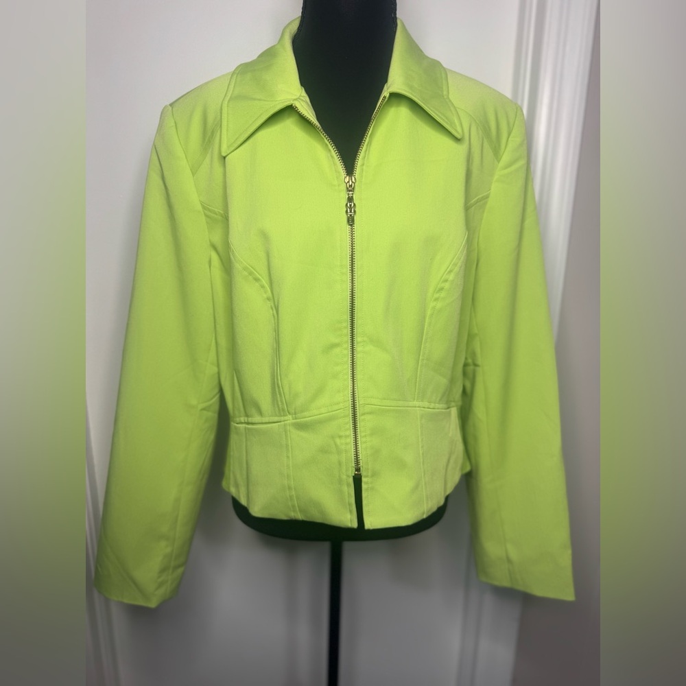 Women's Blushe by Spiegel lime green blazer with a zipper size 16